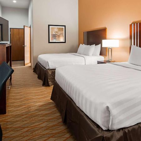 Best Western Plus Spring Inn & Suites Εξωτερικό φωτογραφία