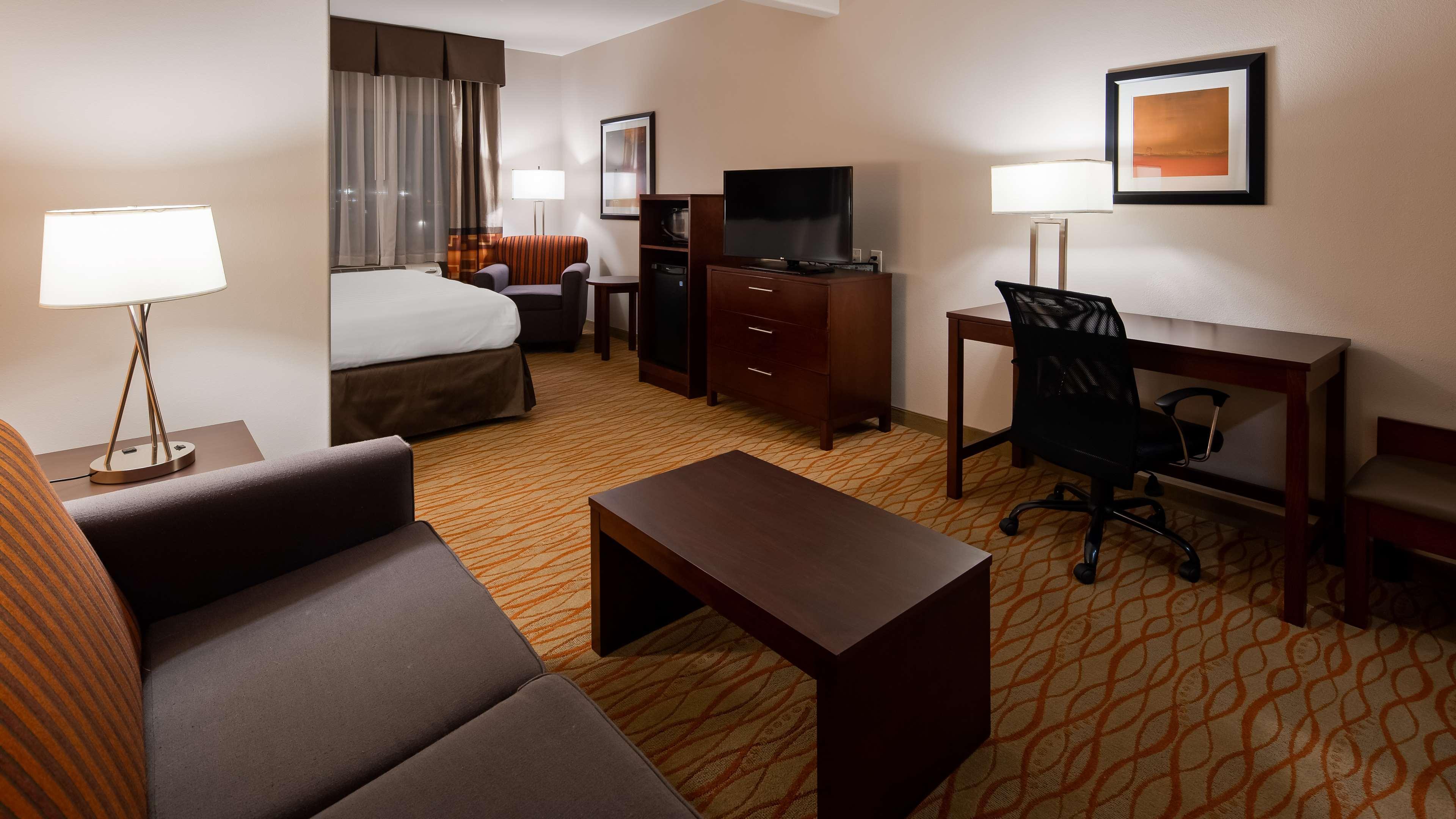 Best Western Plus Spring Inn & Suites Εξωτερικό φωτογραφία
