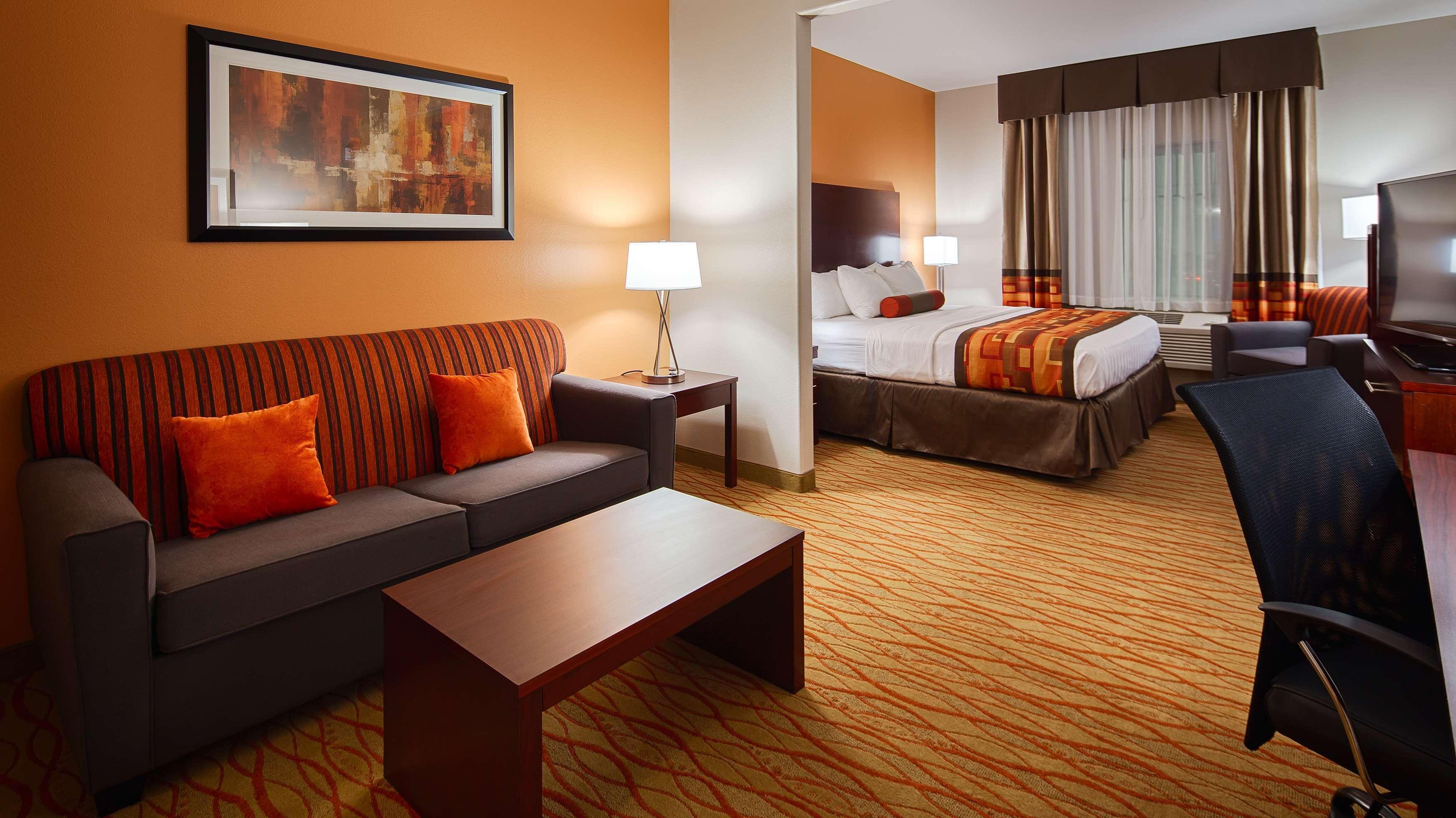 Best Western Plus Spring Inn & Suites Εξωτερικό φωτογραφία