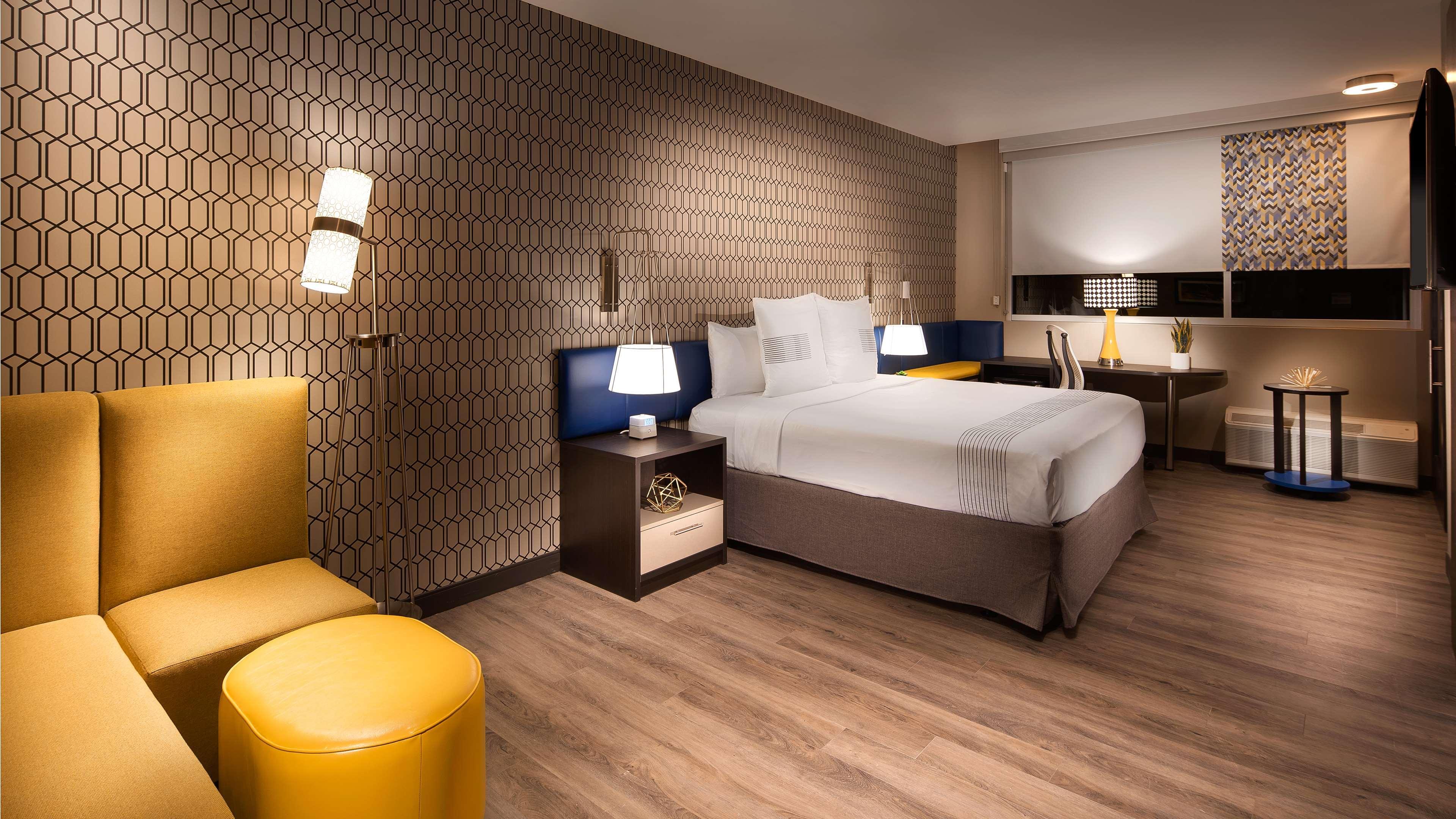 Best Western Plus Spring Inn & Suites Εξωτερικό φωτογραφία