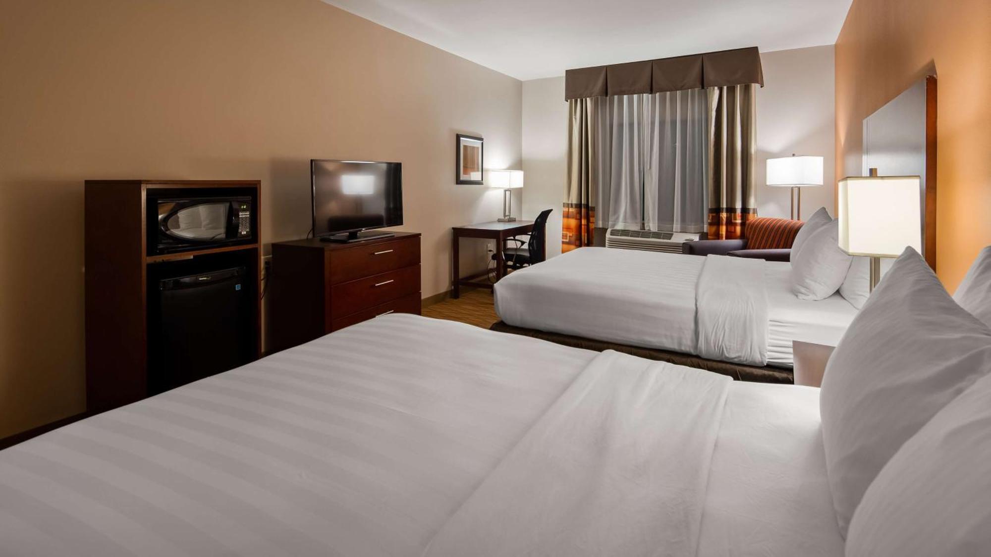 Best Western Plus Spring Inn & Suites Εξωτερικό φωτογραφία